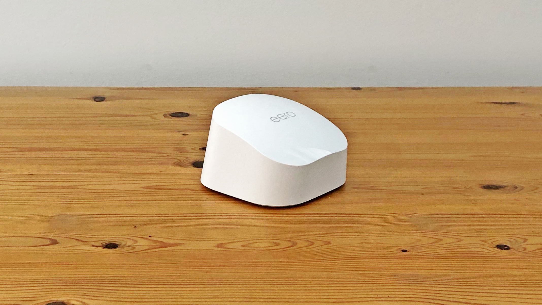 BRAND NEW Eero 6 Dual-Band Mesh Wi-Fi 6 System – Covers Up To 5,000 Sq Ft (3-pack)