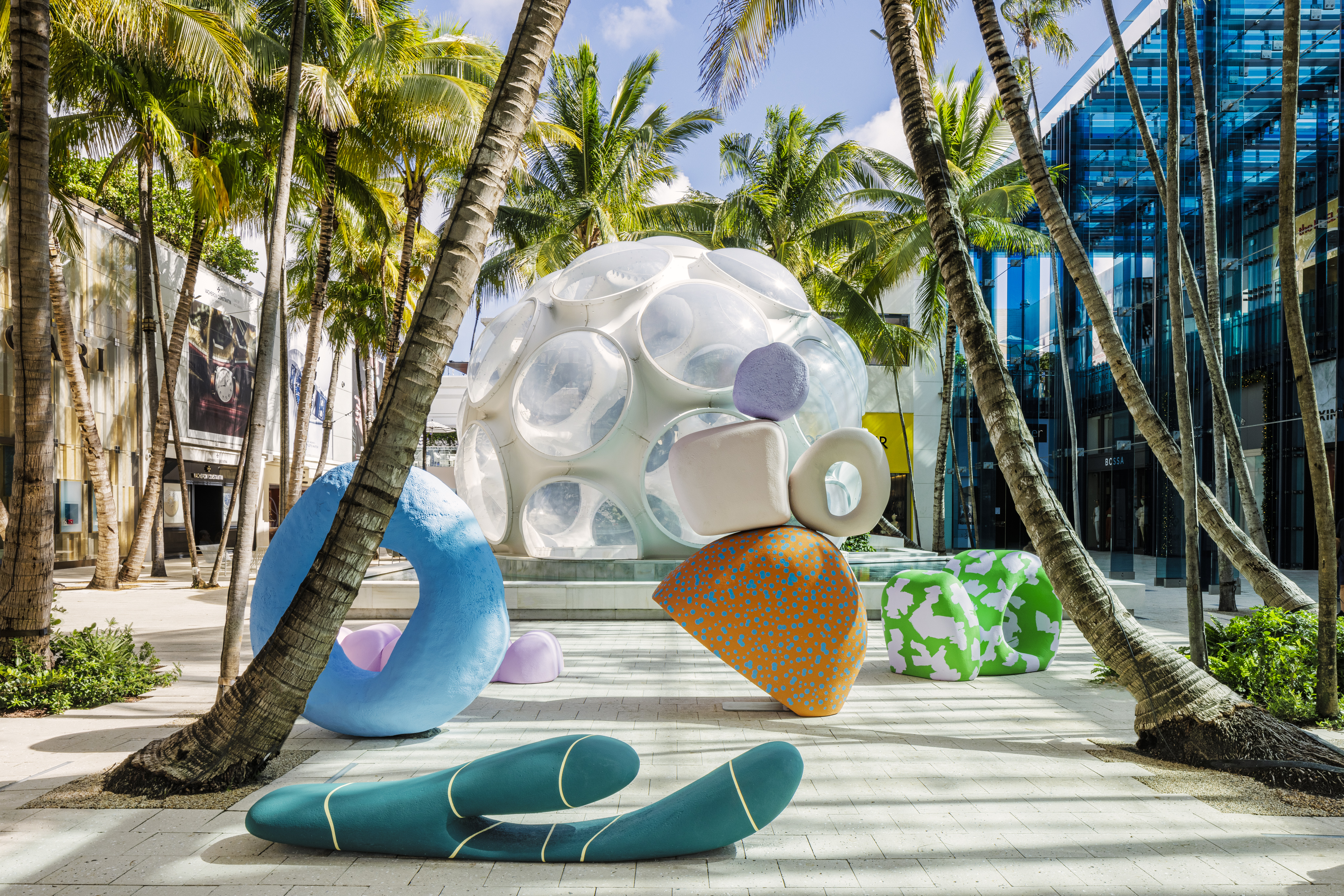 Miami design district sculpture hi-res stock photography and images - Alamy