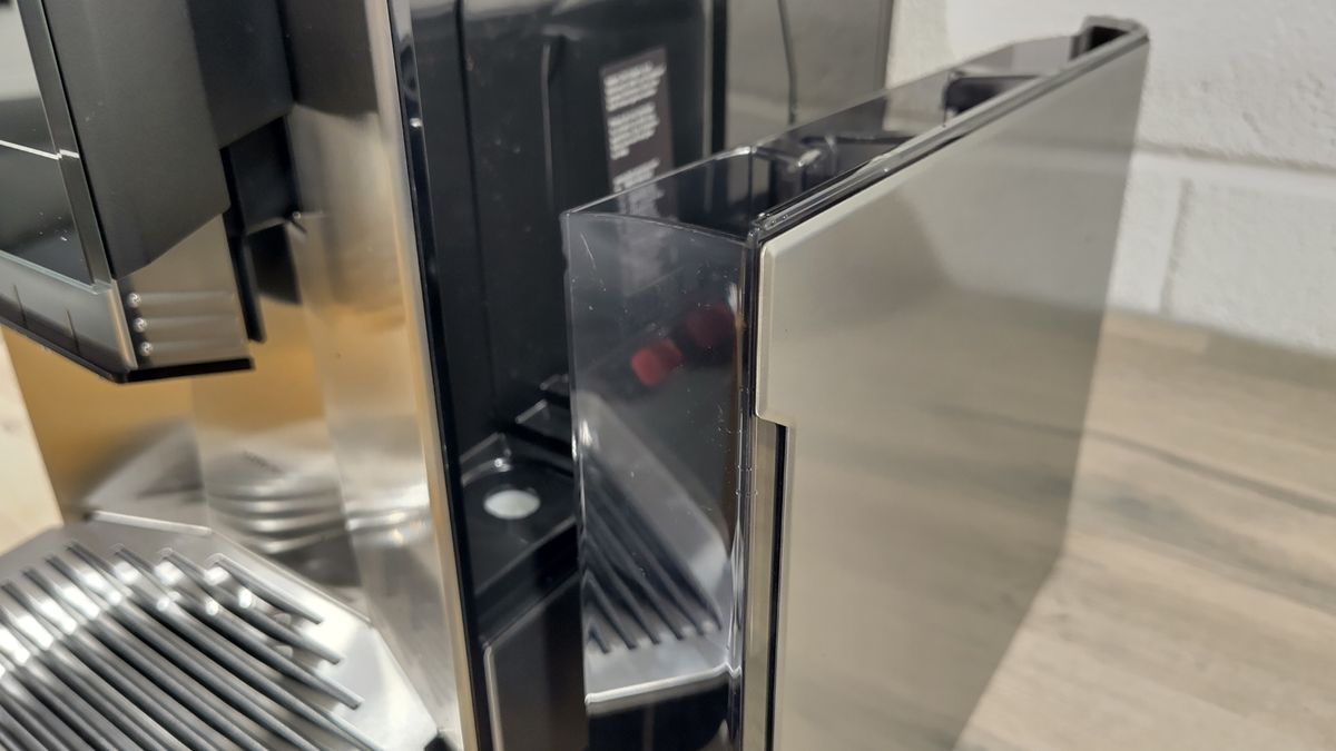 Sennheiser EQ900 coffee maker
