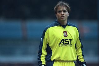 Mark Bosnich playing for Aston Villa, 1998