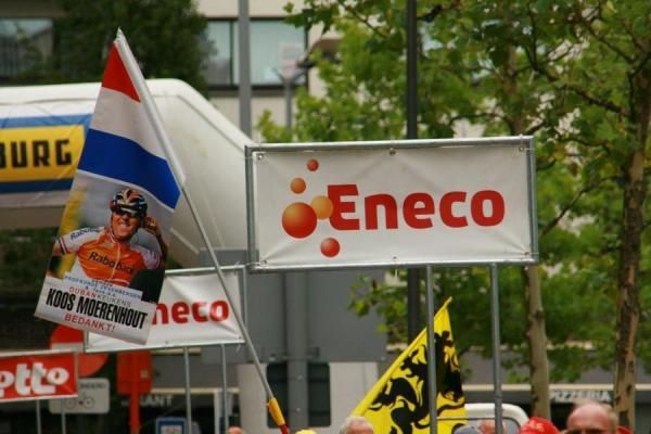 The Koos Moerenhout Fan Club waits for his start.