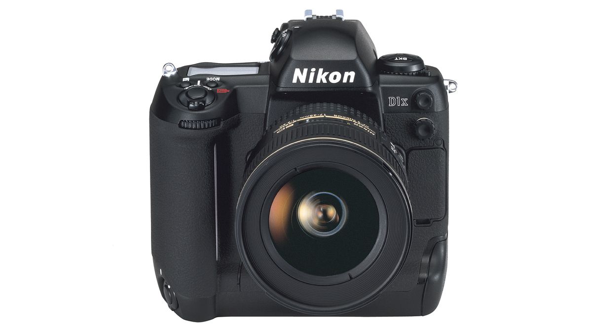 Nikon D1X