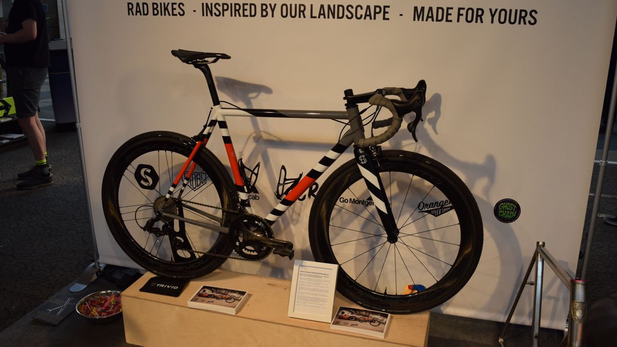 Spoon Customs SCR-IZZ-XCR
