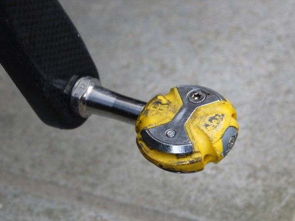 Speedplay Zero Titanium pedals are dressed in - what else - yellow bodies.