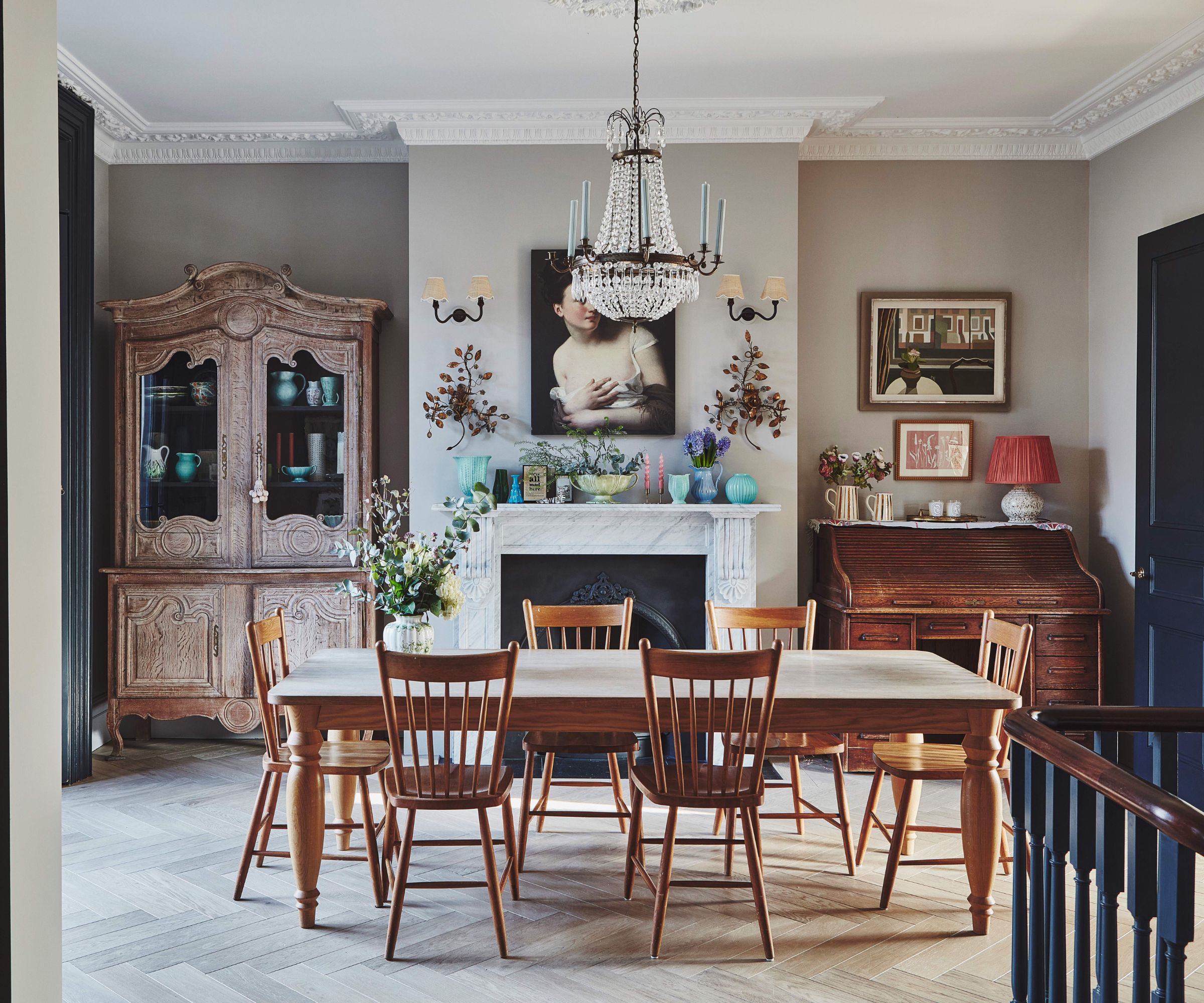Dining room with vintage pieces