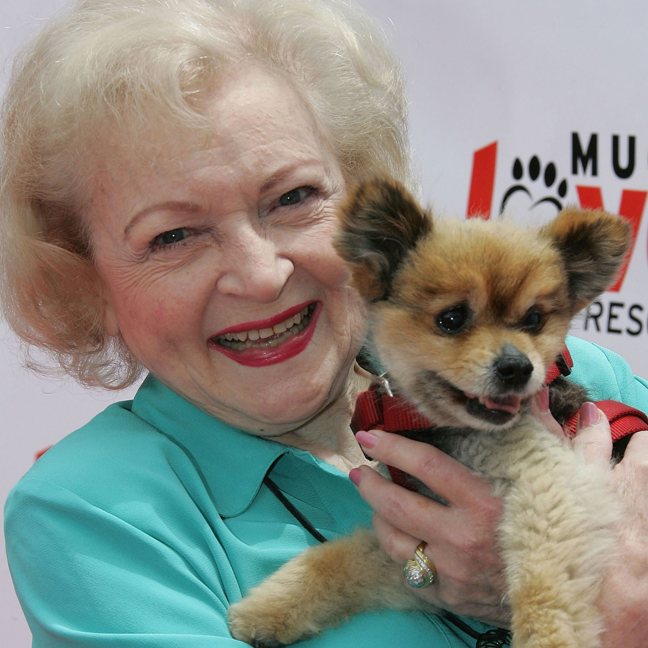 Betty White at Old Navy's nationwide search for a new canine mascot