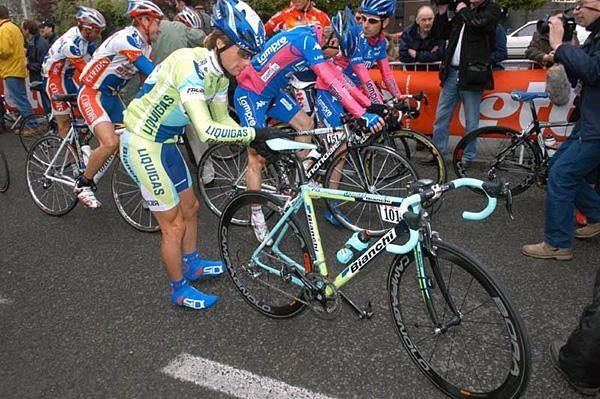 Danilo Di Luca (Liquigas-Bianchi) checks his saddle alignment