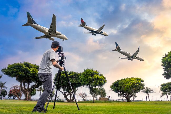 40-keaton_cartoni-web---bowlby--1