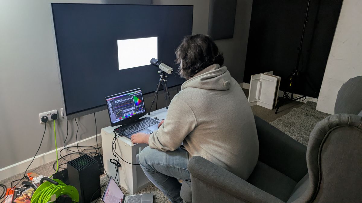 Philips OLED+959 with person testing TV