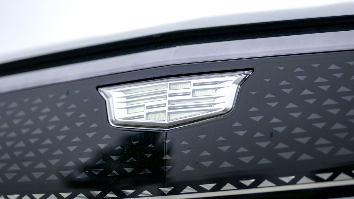 2025 Cadillac Optiq Sport 2 test drive.