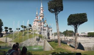 Disneyland paris castle