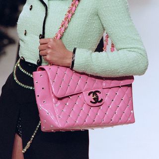 How to recognize an original Chanel bag: 12 fundamental aspects