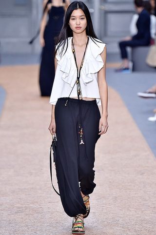 how-to-pull-off-next-seasons-biggest-trend-now-1488557