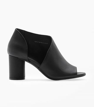 COS + Round-Heel Leather Shoes