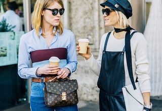 the-unexpected-accessory-every-style-blogger-is-wearing-right-now-1607093-1450881632