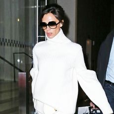 victoria-beckhams-simple-solution-for-staying-chic-when-its-freezing-180807-square