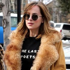 gigi-hadid-and-dakota-johnson-wore-the-timberland-boots-youll-wear-all-winter-181003-square