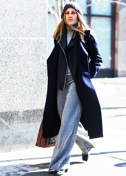 6 Minimalist Outfit Ideas Perfect for Cold Weather | Who What Wear