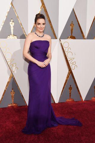 every-single-oscars-red-carpet-look-you-need-to-see-1677307-1456711444