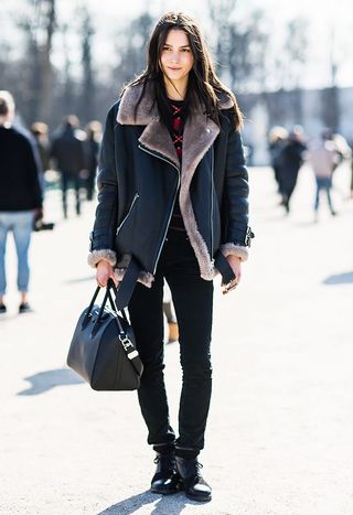 the-warm-winter-jacket-every-fashion-insider-owns-1643902-1454449796