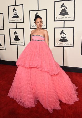 what-we-want-these-celebrities-to-wear-to-the-grammy-awards-1648758-1454822426