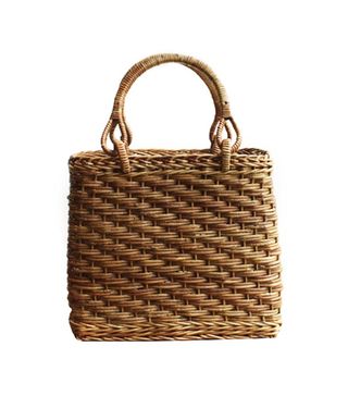 Envelope Online Shop + Trapezoid Basket Bag