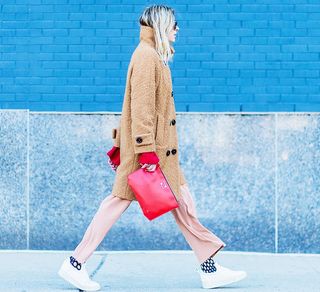 13-style-tricks-to-steal-from-the-streets-of-nyfw-1660049-1455657784