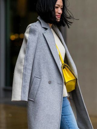 the-latest-street-style-photos-from-london-fashion-week-1723805