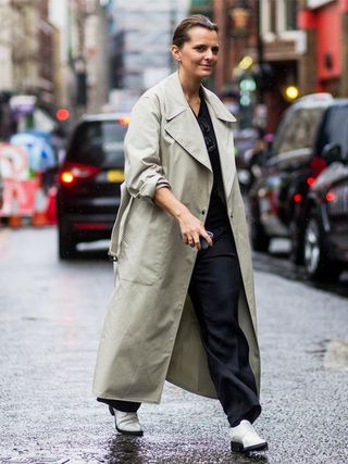 the-latest-street-style-photos-from-london-fashion-week-1723810
