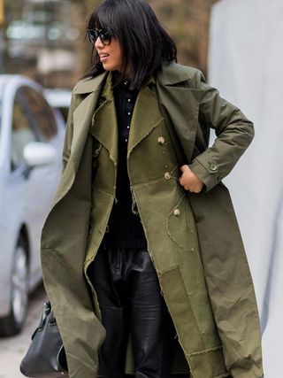 the-latest-street-style-photos-from-london-fashion-week-1723814