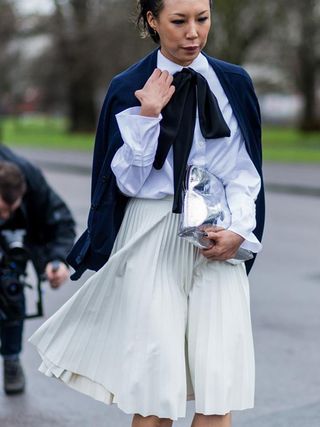 the-latest-street-style-photos-from-london-fashion-week-1723825