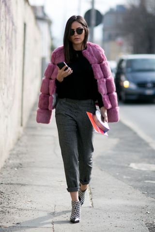 the-latest-street-style-looks-from-milan-fashion-week-1673888-1456447431