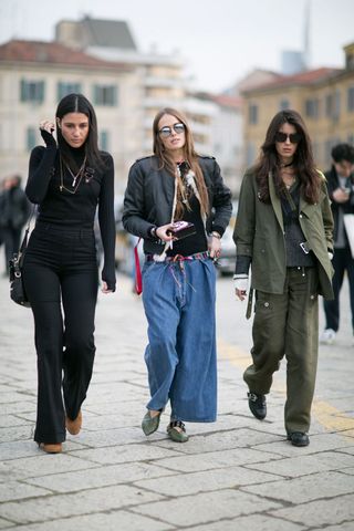 the-latest-street-style-looks-from-milan-fashion-week-1673897-1456447433