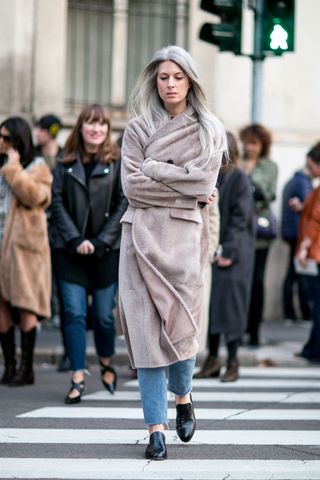 the-latest-street-style-looks-from-milan-fashion-week-1673902-1456447434