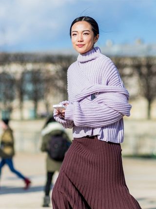 the-most-inspiring-street-style-from-paris-fashion-week-1686772-1457306750