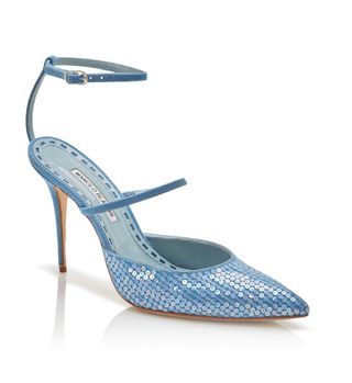 stop-everything-see-rihannas-new-collab-with-manolo-blahnik-1737551