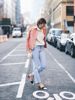 nyc-vs-la-5-spring-outfits-fashion-girls-wear-on-repeat-1707709-1458778080