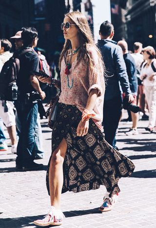 50-outfit-ideas-fashion-girls-are-obsessing-over-right-now-1740219-1461188230