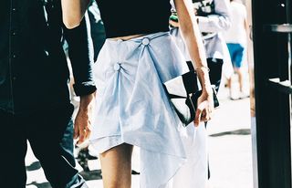 50-outfit-ideas-fashion-girls-are-obsessing-over-right-now-1740221-1461188231