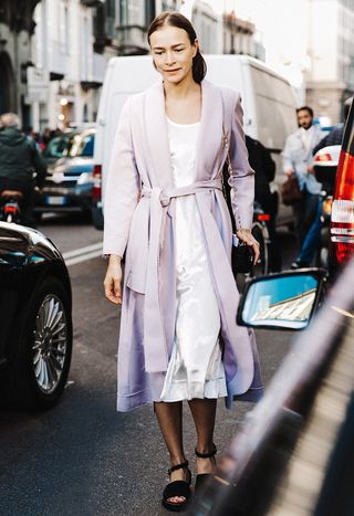 50-outfit-ideas-fashion-girls-are-obsessing-over-right-now-1740230-1461188231