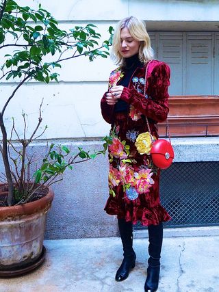 how-zara-gucci-and-co-think-you-should-wear-floral-print-1743426-1461348985