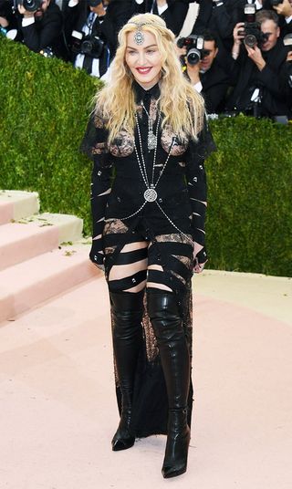 met-gala-2016-the-best-red-carpet-looks-1808963