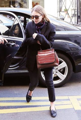 why-high-heels-are-over-according-to-ashley-olsen-1767406-1463082892