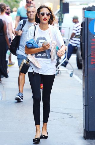 are-leggings-as-trousers-ever-ok-a-celeb-stylist-settles-the-debate-1823938