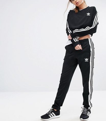 How to Wear a Tracksuit and Look Chic | Who What Wear