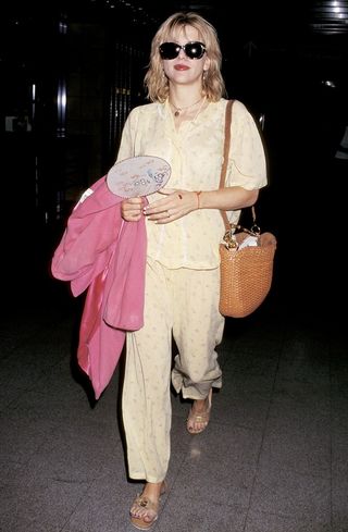 why-the-90s-were-the-best-decade-for-airport-style-1826889