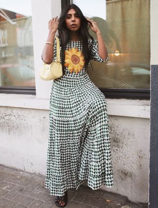 how-to-wear-maxi-dresses-192916-1552056606691-image