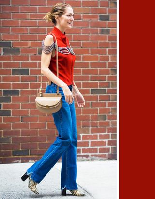 the-most-flattering-colors-to-wear-with-every-denim-wash-1776246-1463703957