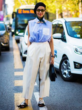 how-to-wear-a-scarf-styling-tips-2016-193300-1507191701337-image