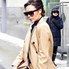 how-to-look-taller-victoria-beckham-trick-193513-1492000792060-square